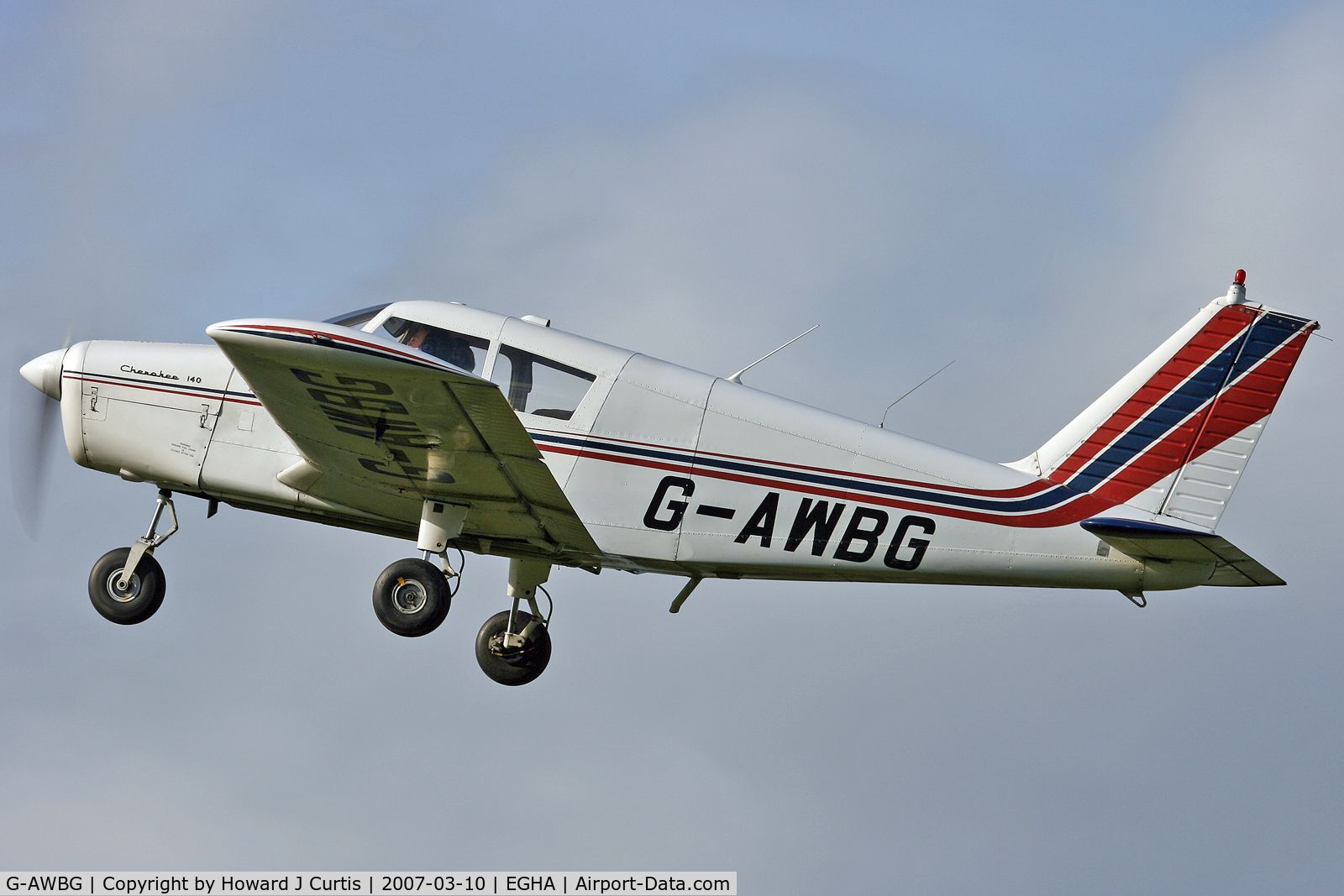 G-AWBG, 1968 Piper PA-28-140 Cherokee C/N 28-24286, Privately owned.