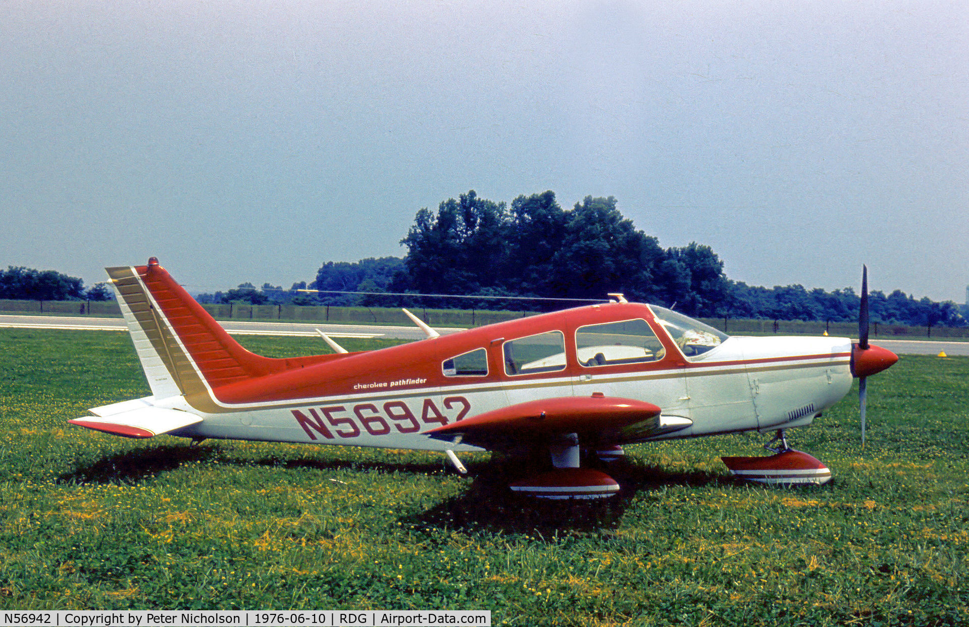 N56942, 1973 Piper PA-28-235 C/N 28-7410032, PA-28-235 Cherokee Pathfinder as seen at the 1976 Reading Airshow.