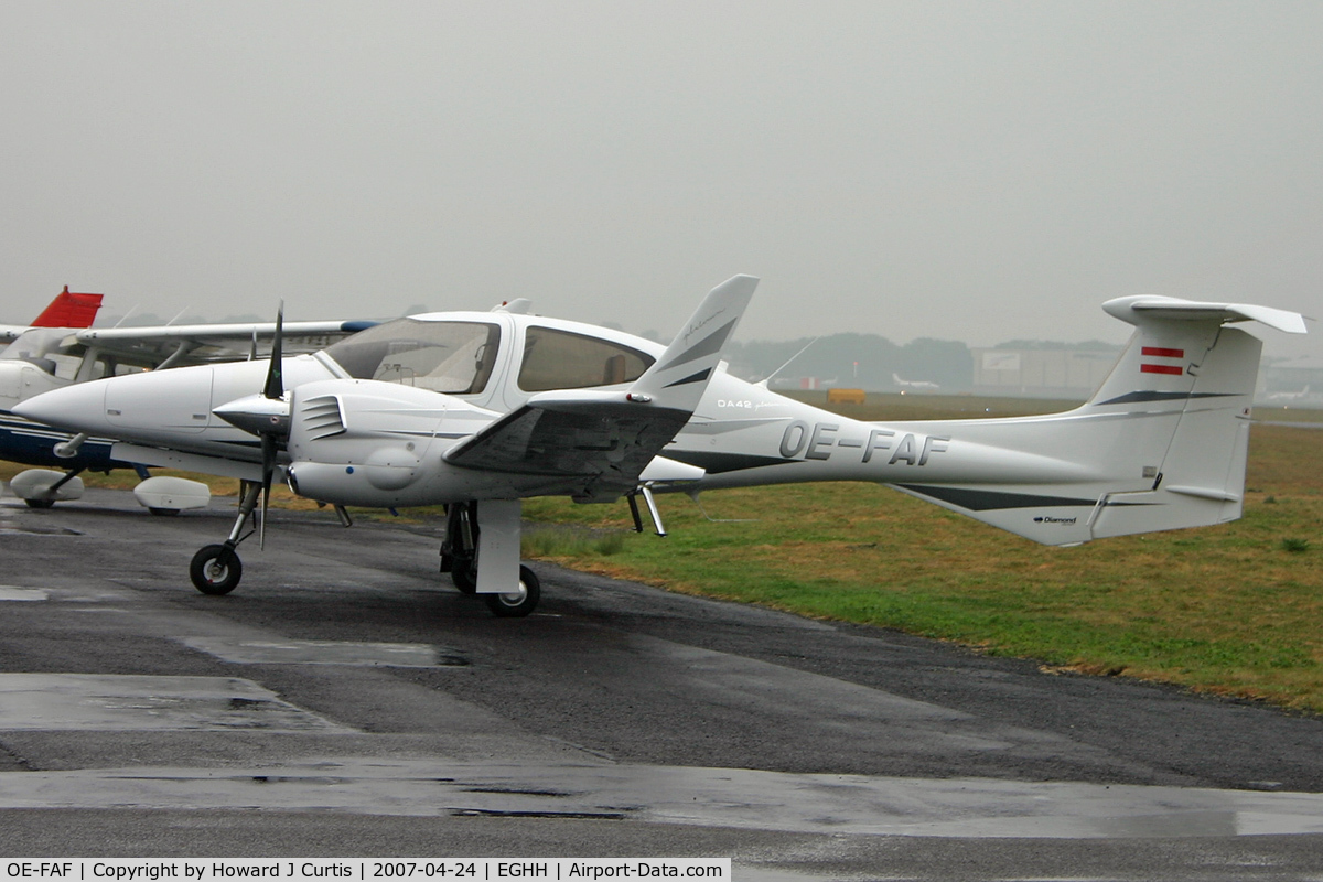 OE-FAF, 2006 Diamond DA-42 Twin Star C/N 42.203, Privately owned.