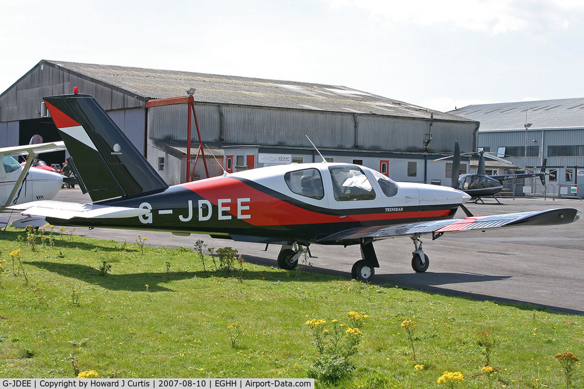 G-JDEE, 1982 Socata TB-20 Trinidad C/N 333, Privately owned.