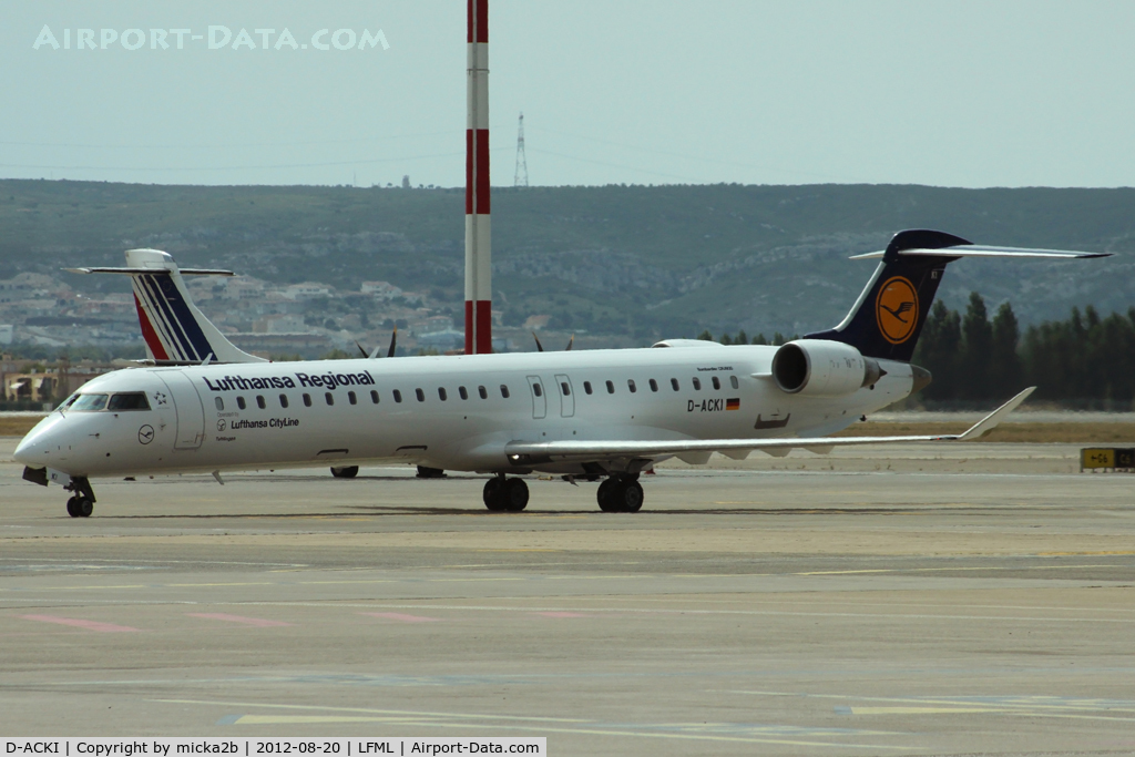 D-ACKI, 2006 Bombardier CRJ-900LR (CL-600-2D24) C/N 15088, Taxiing