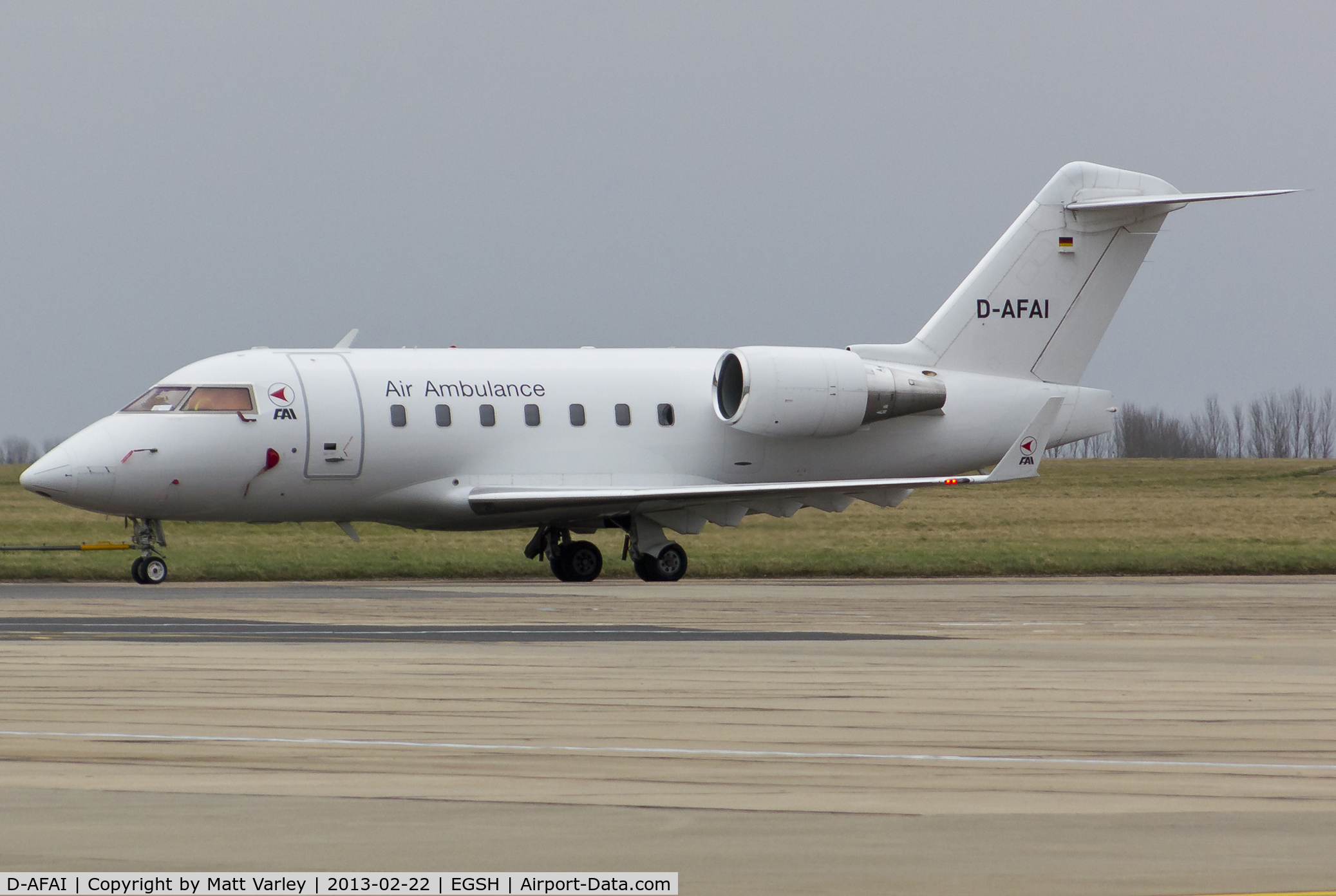 D-AFAI, 1998 Bombardier Challenger 604 (CL-600-2B16) C/N 5366, Being towed to the Air Livery hangar for spray.