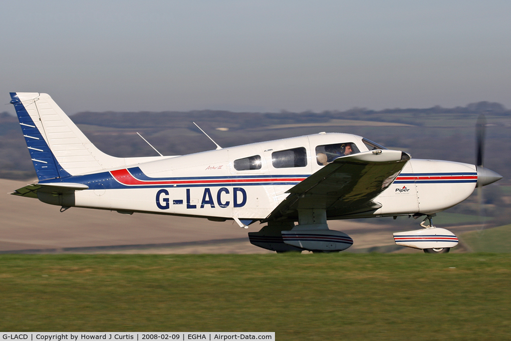 G-LACD, 1998 Piper PA-28-181 Cherokee Archer III C/N 2843157, Privately owned. Departing.