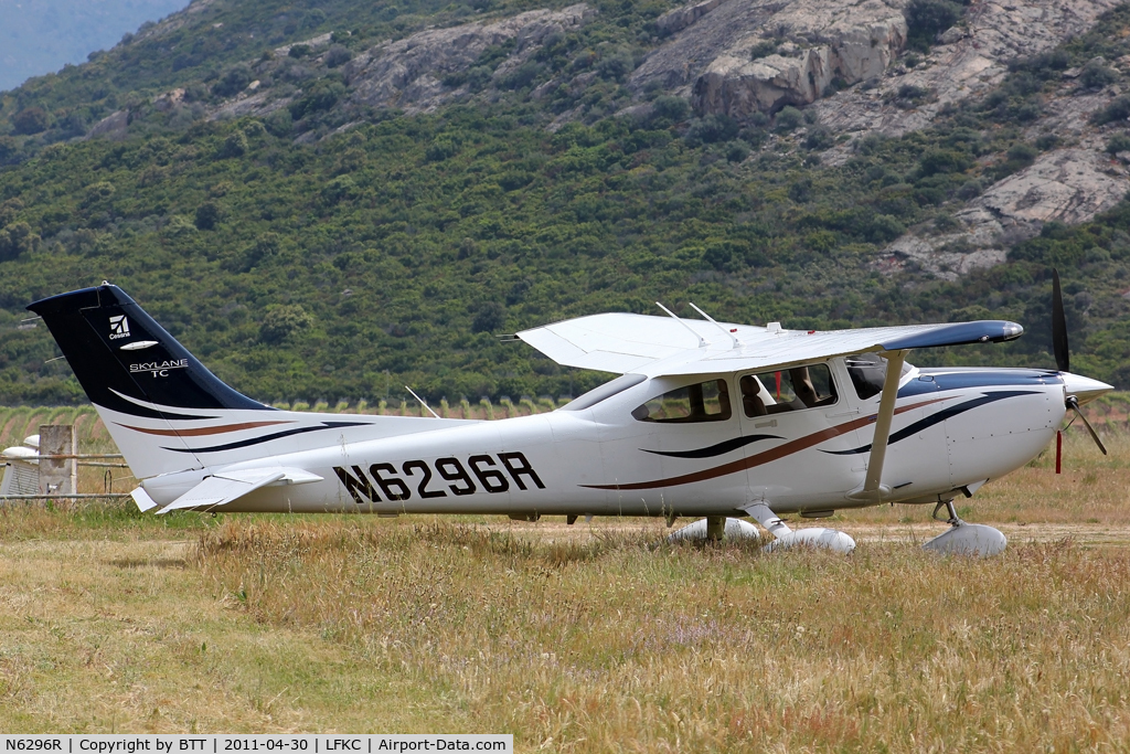 N6296R, 2008 Cessna T182T Turbo Skylane C/N T18208876, Parked