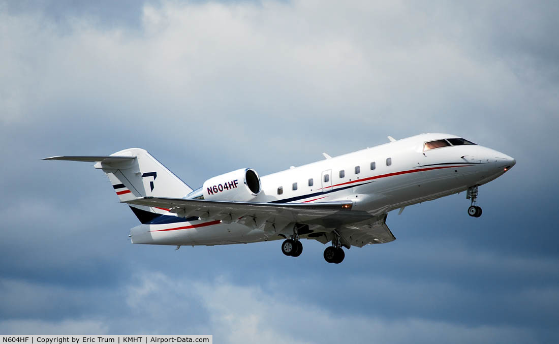 N604HF, 2003 Bombardier Challenger 604 (CL-600-2B16) C/N 5575, Finals to runway 35 at MHT