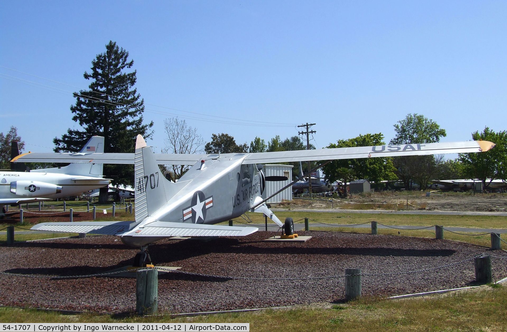 54-1707, 1954 De Havilland Canada U-6A Beaver C/N 853, De Havilland Canada DHC-2 / L-20 / U-6A Beaver at the Castle Air Museum, Atwater CA