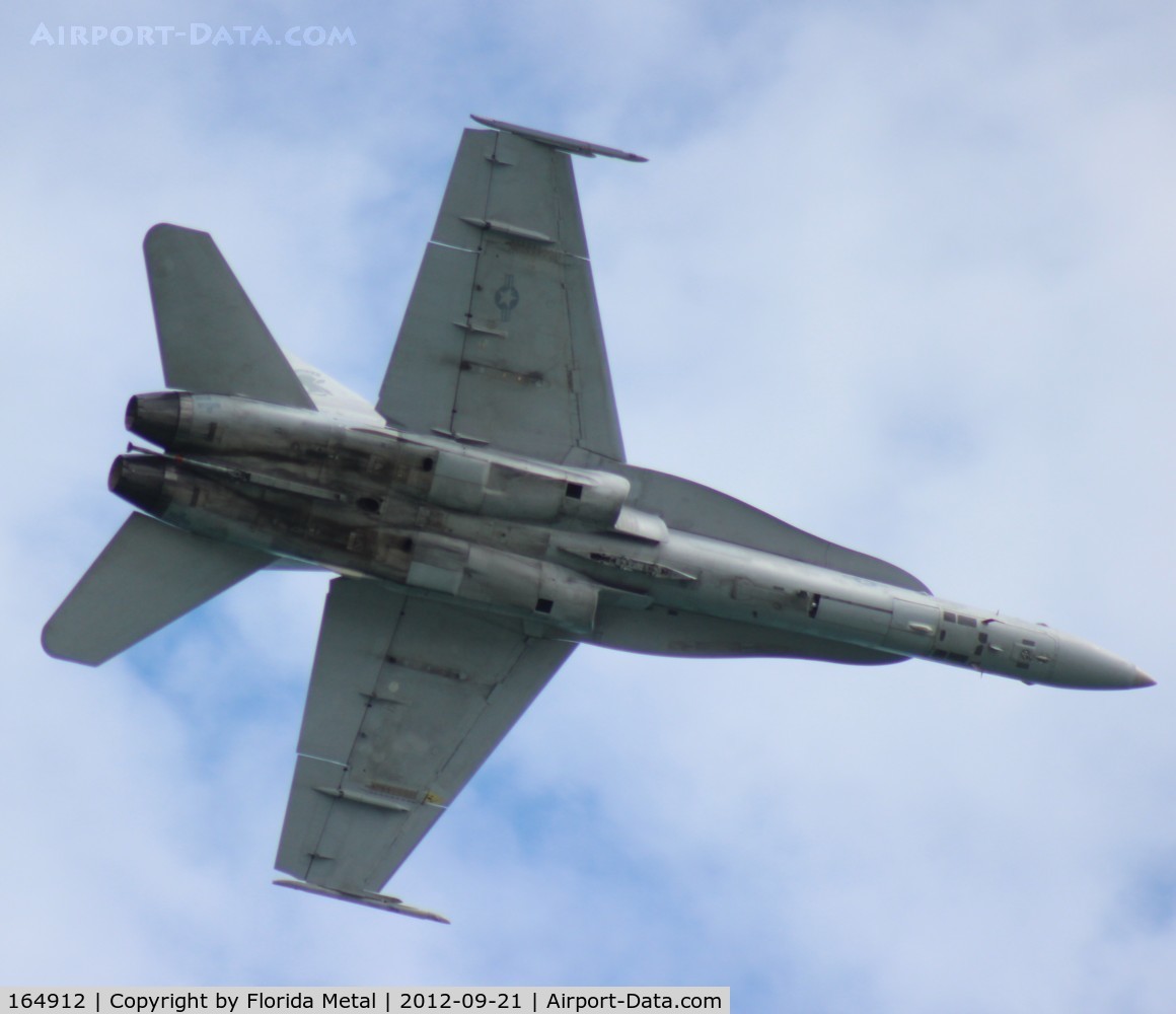 164912, McDonnell Douglas F/A-18C Hornet C/N 1244/C371, F/A-18C over Cocoa Beach