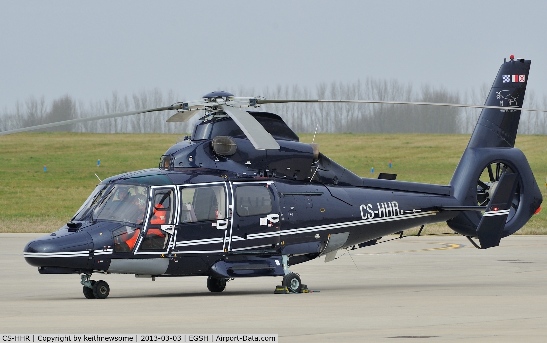 CS-HHR, 2009 Eurocopter AS-365N-3 Dauphin 2 C/N 6841, NHV movement.