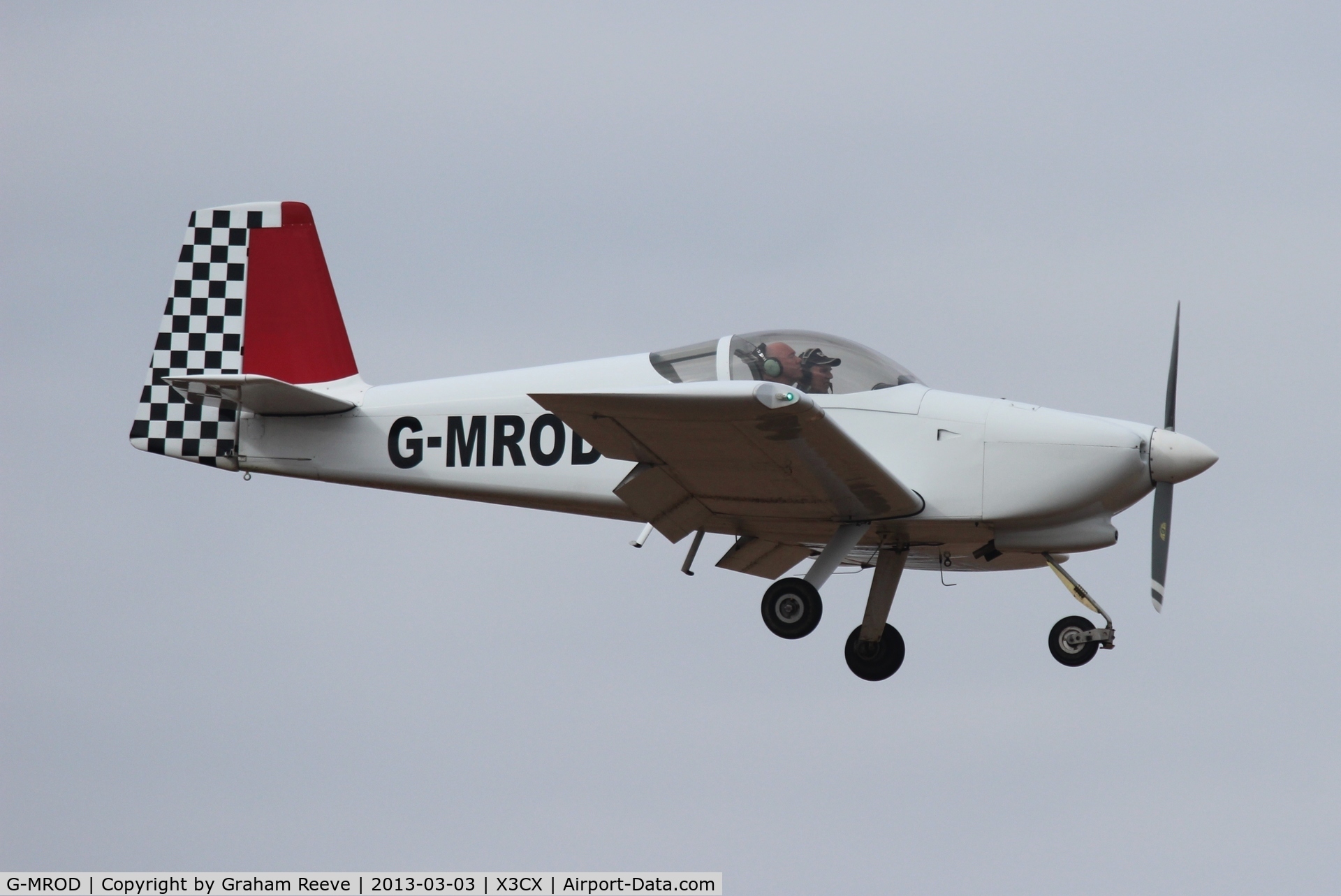 G-MROD, 2007 Vans RV-7A C/N PFA 323-14432, About to land at Northrepps.