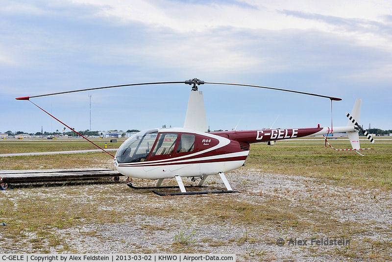 C-GELE, 1998 Robinson R44 C/N 0498, At North Perry