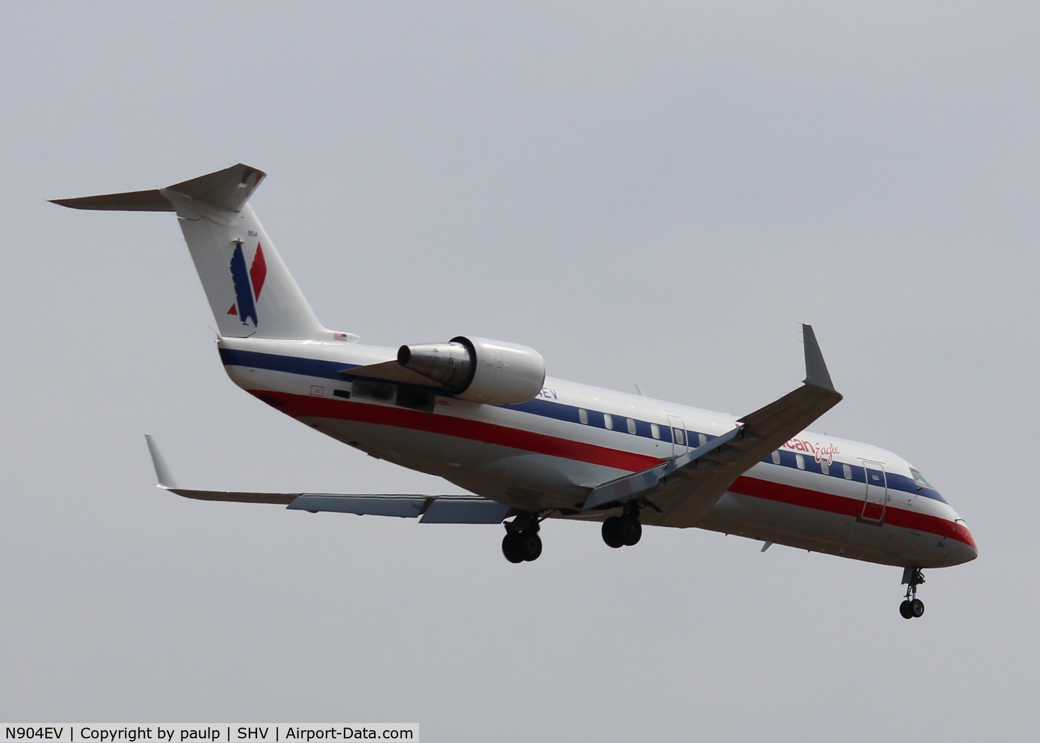 N904EV, 2002 Bombardier CRJ-200ER (CL-600-2B19) C/N 7628, ExpressJet 2532 landing at Shreveport Regional.