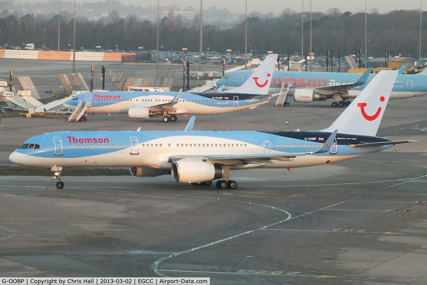 G-OOBP, 2000 Boeing 757-2G5 C/N 30394, in Thomson's new 