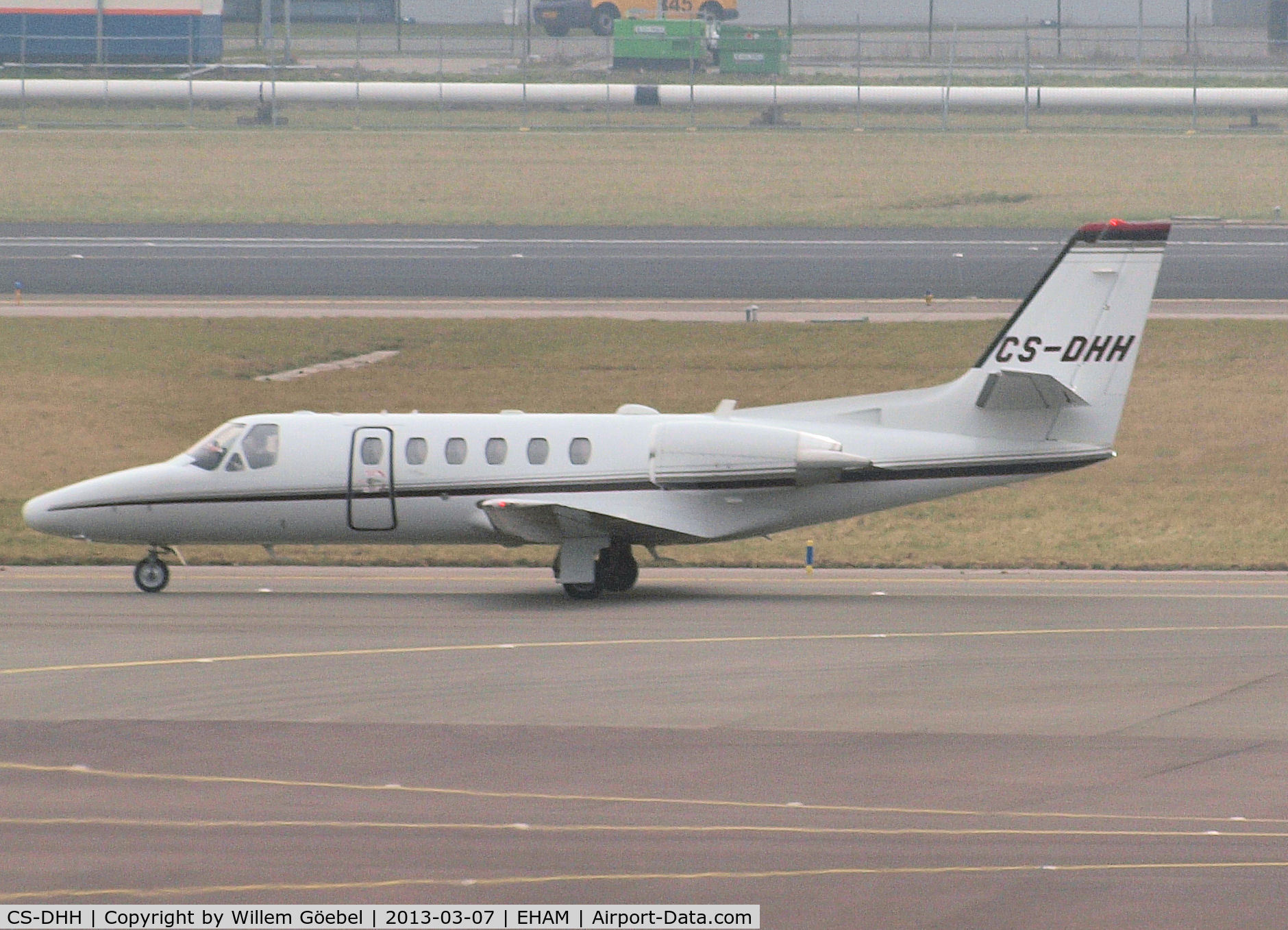 CS-DHH, 2002 Cessna 550 Citation Bravo C/N 550-1043, Taxi to the gate of Schiphol Airport