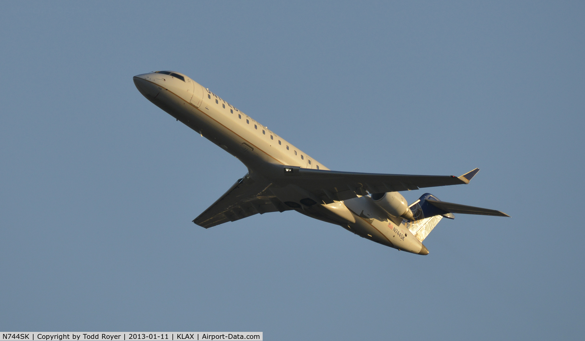 N744SK, 2005 Bombardier CRJ-701 (CL-600-2C10) Regional Jet C/N 10200, Departing LAX