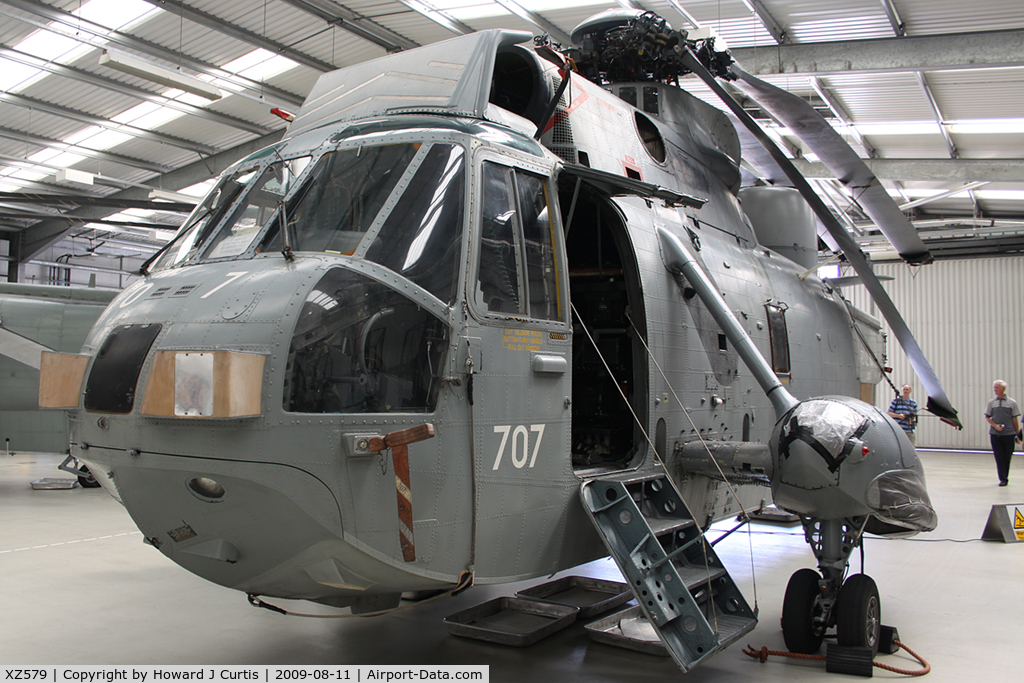 XZ579, 1977 Westland Sea King HAS.6 C/N WA847, At the Air Engineering & Survival School, Gosport, Hampshire. Coded 707.