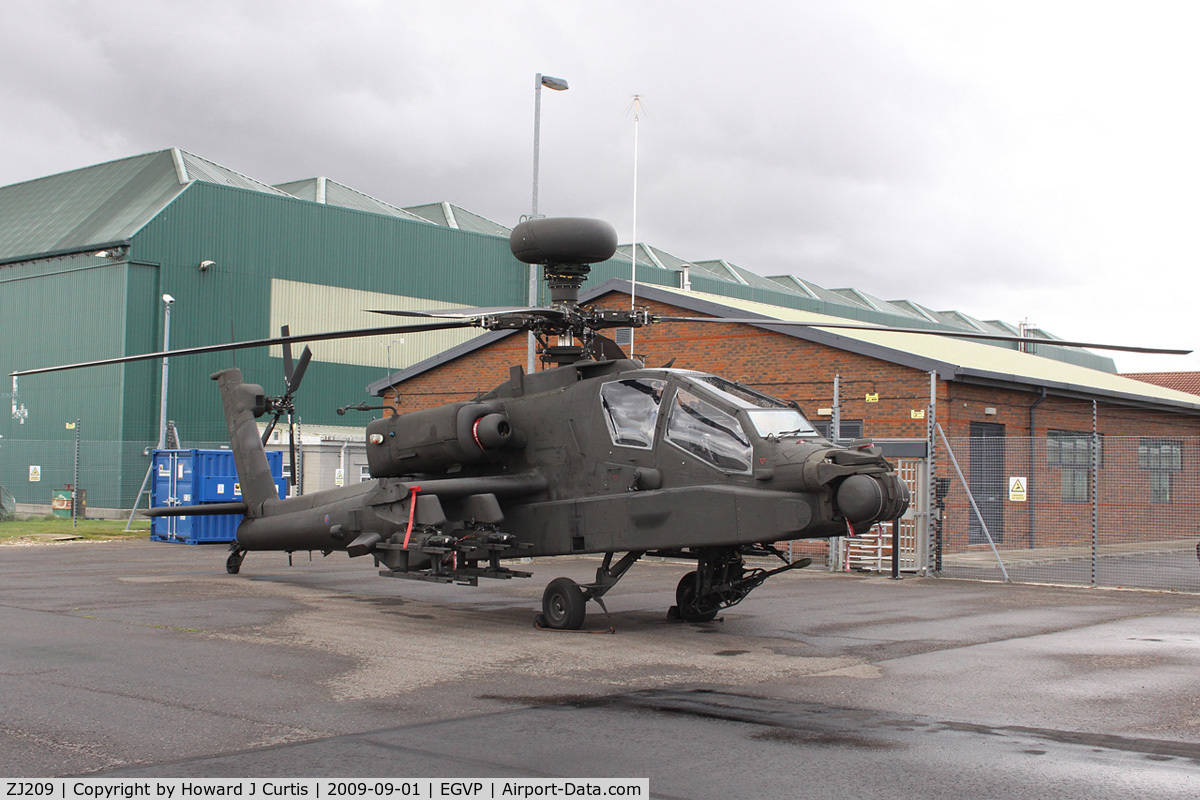 ZJ209, 2003 Westland Apache AH.1 C/N WAH.43, Operated by 673 Squadron.