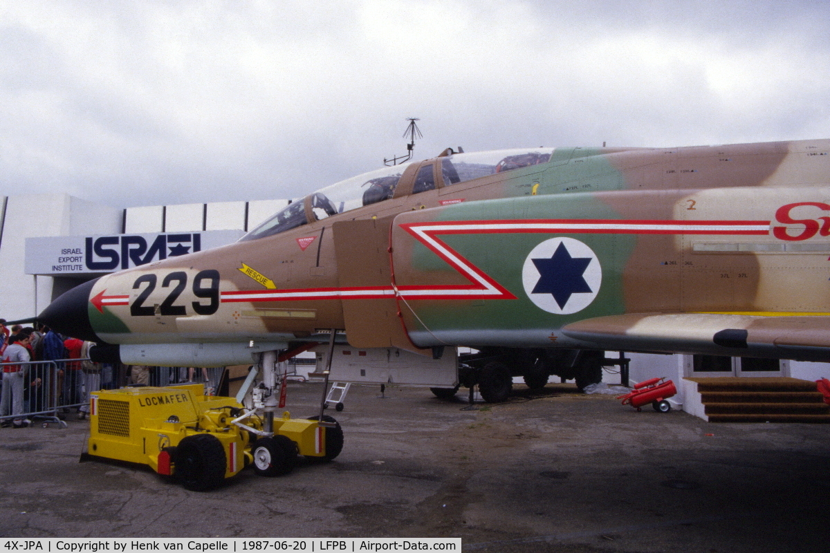 4X-JPA, McDonnell Douglas F-4E Super Phantom C/N 2594, The only example of the IAI modified F-4E Super Phantom, also known as Phantom 2000 Kurnass, at Le Bourget, Paris.