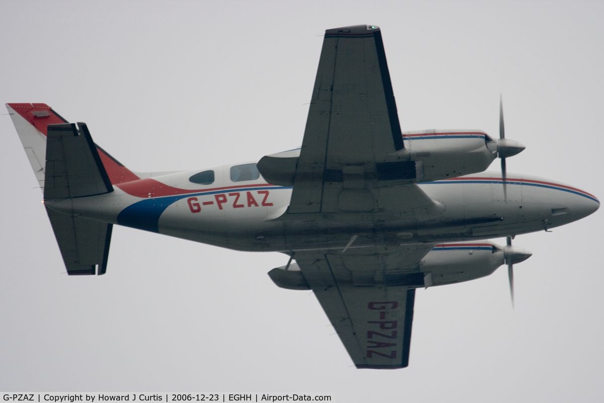 G-PZAZ, 1974 Piper PA-31-350 Navajo Chieftain C/N 31-7405214, Privately owned.