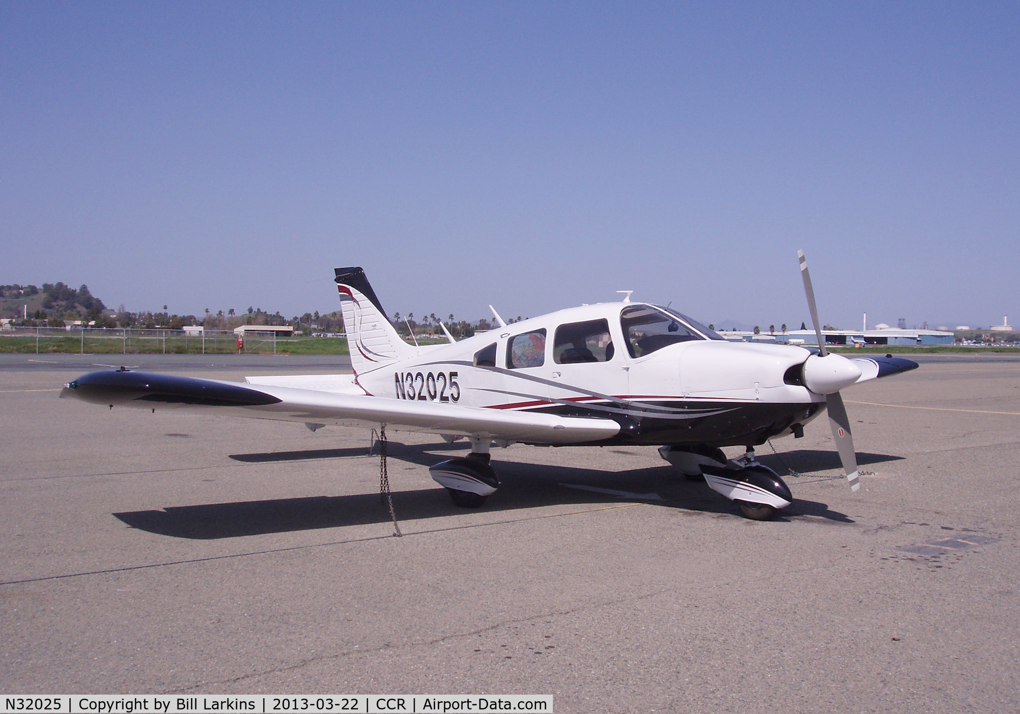 N32025, 1974 Piper PA-28-235 C/N 28-7510008, Visitor