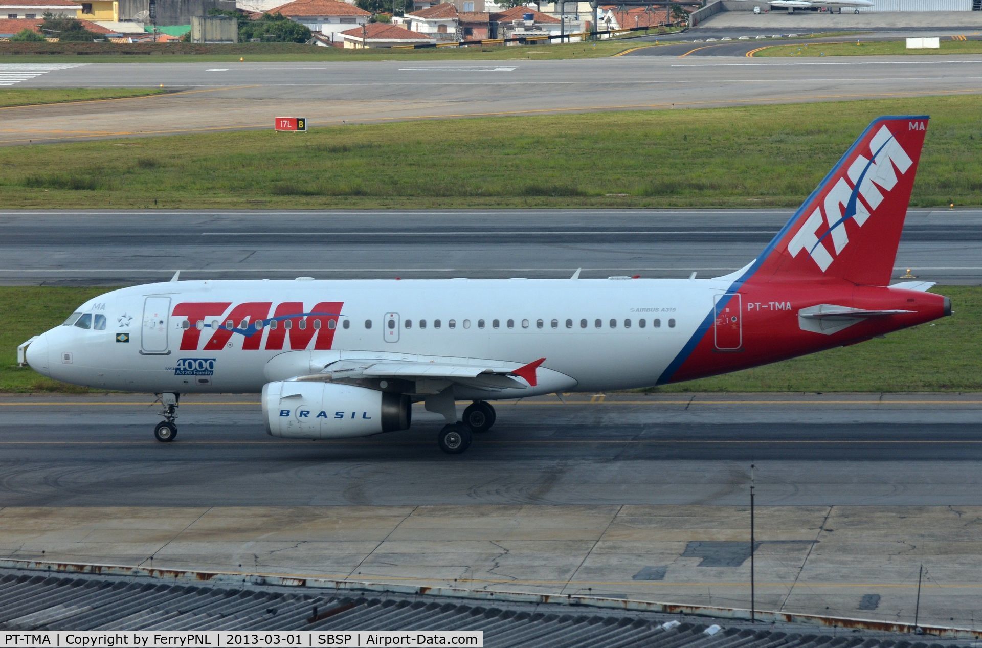 PT-TMA, 2009 Airbus A319-132 C/N 4000, 4000th Airbus 320 family produced aircraft