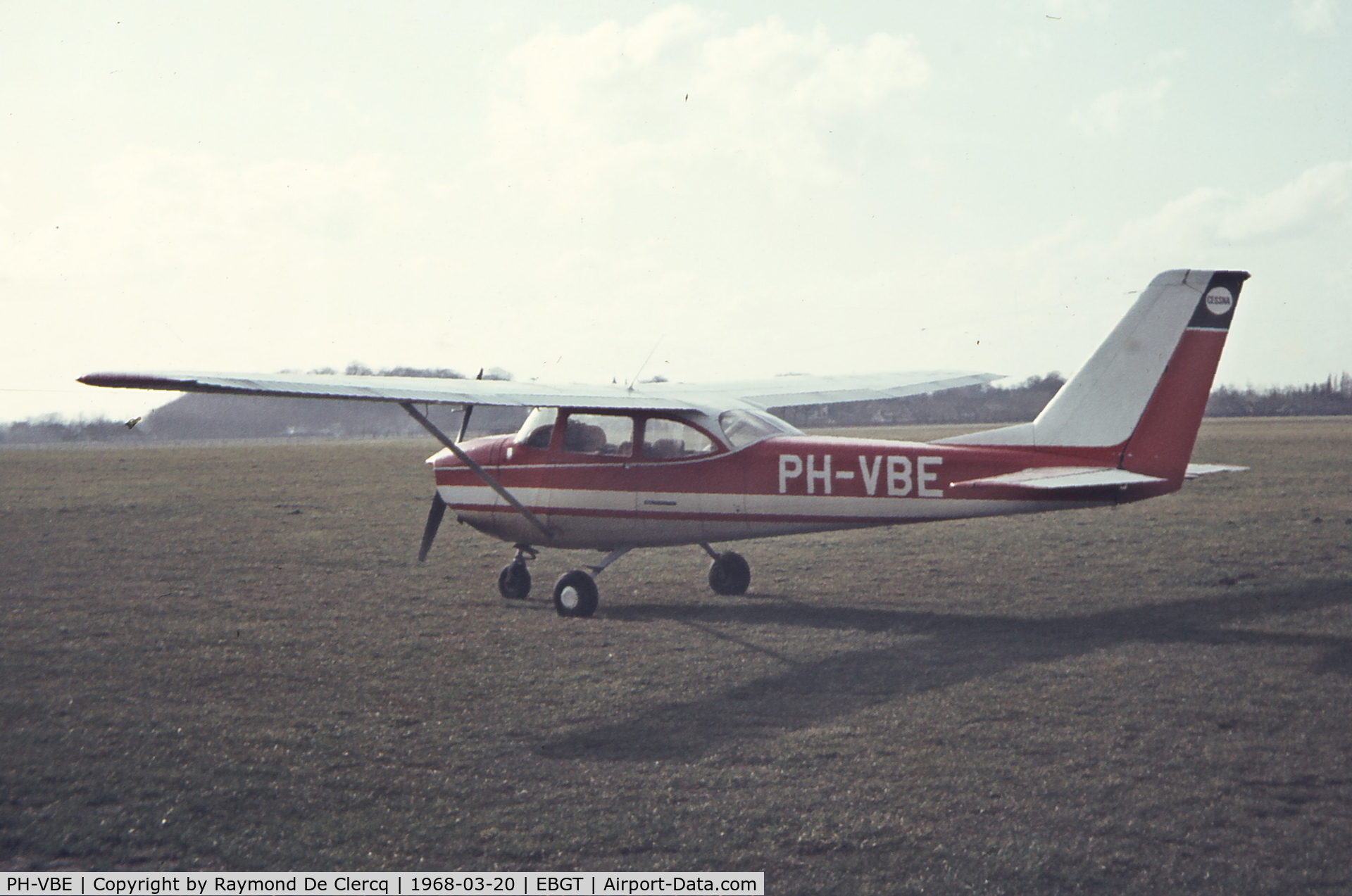 PH-VBE, 1965 Reims F172G C/N 0230, 1965 Reims F172G