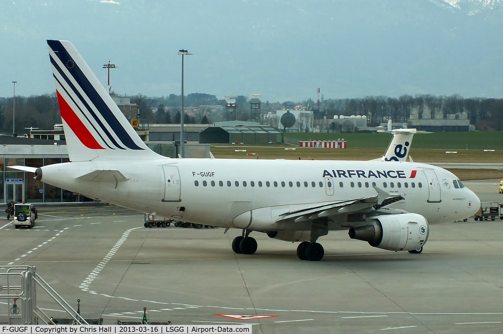 F-GUGF, 2004 Airbus A318-111 C/N 2109, Air France