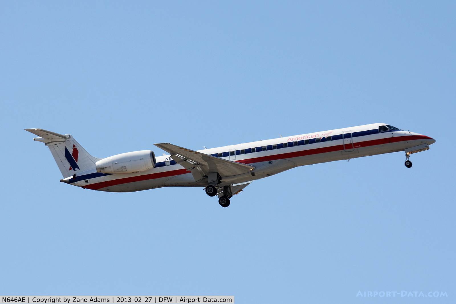 N646AE, 2000 Embraer ERJ-145LR (EMB-145LR) C/N 145213, American Eagle at DFW Airport