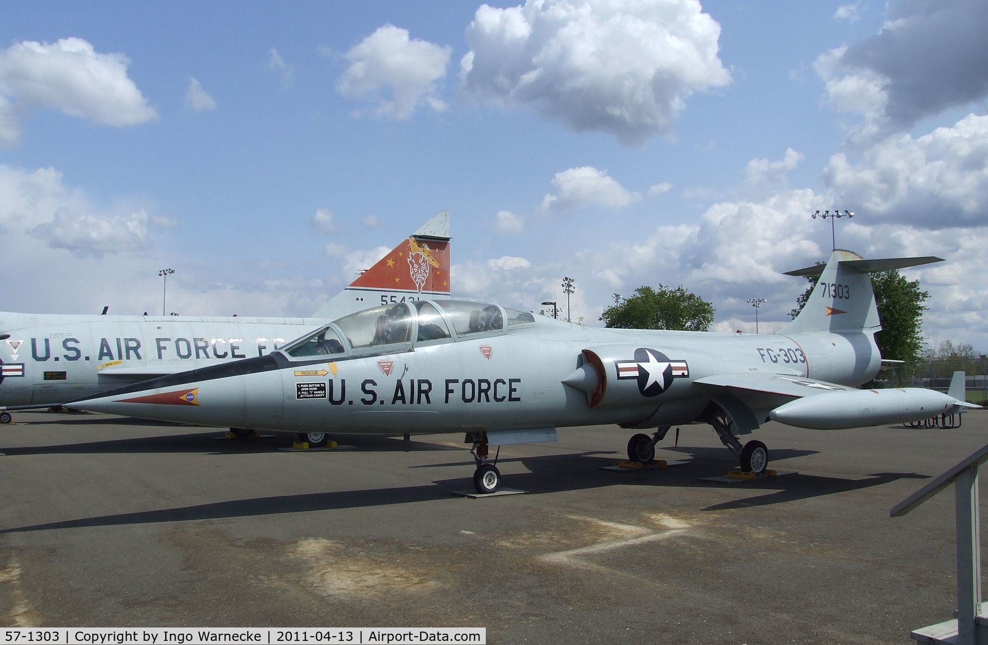 57-1303, 1957 Lockheed F-104B Starfighter C/N 283-5015, Lockheed F-104B Starfighter at the Aerospace Museum of California, Sacramento CA