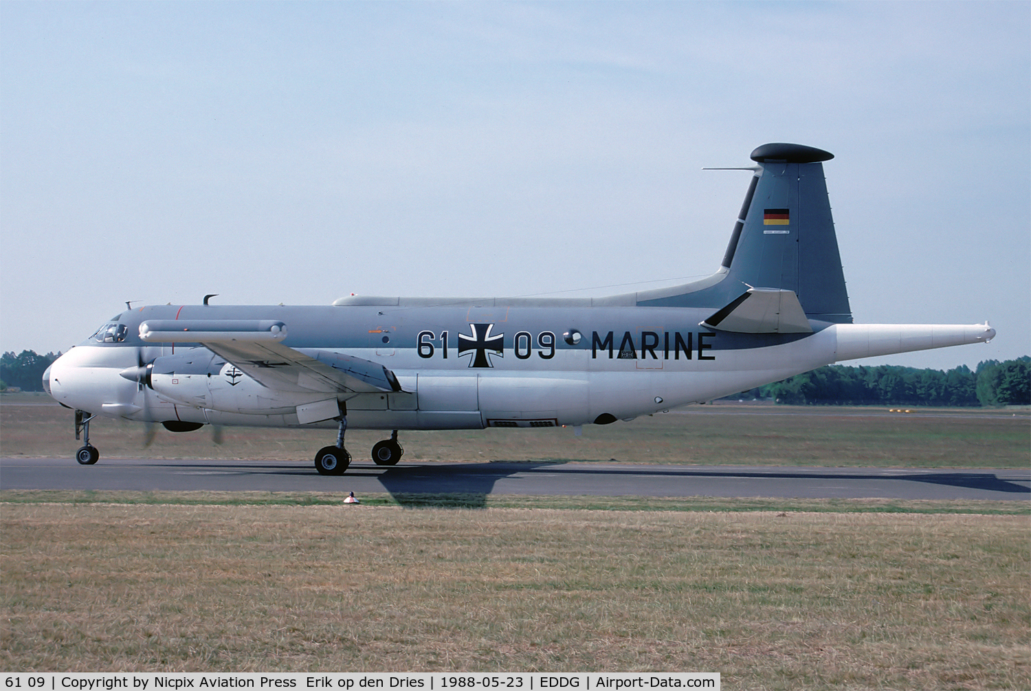 61 09, Breguet 1150 Atlantic C/N 18, German Navy Brequet Atlantic was attending the FMO airshow in 1988