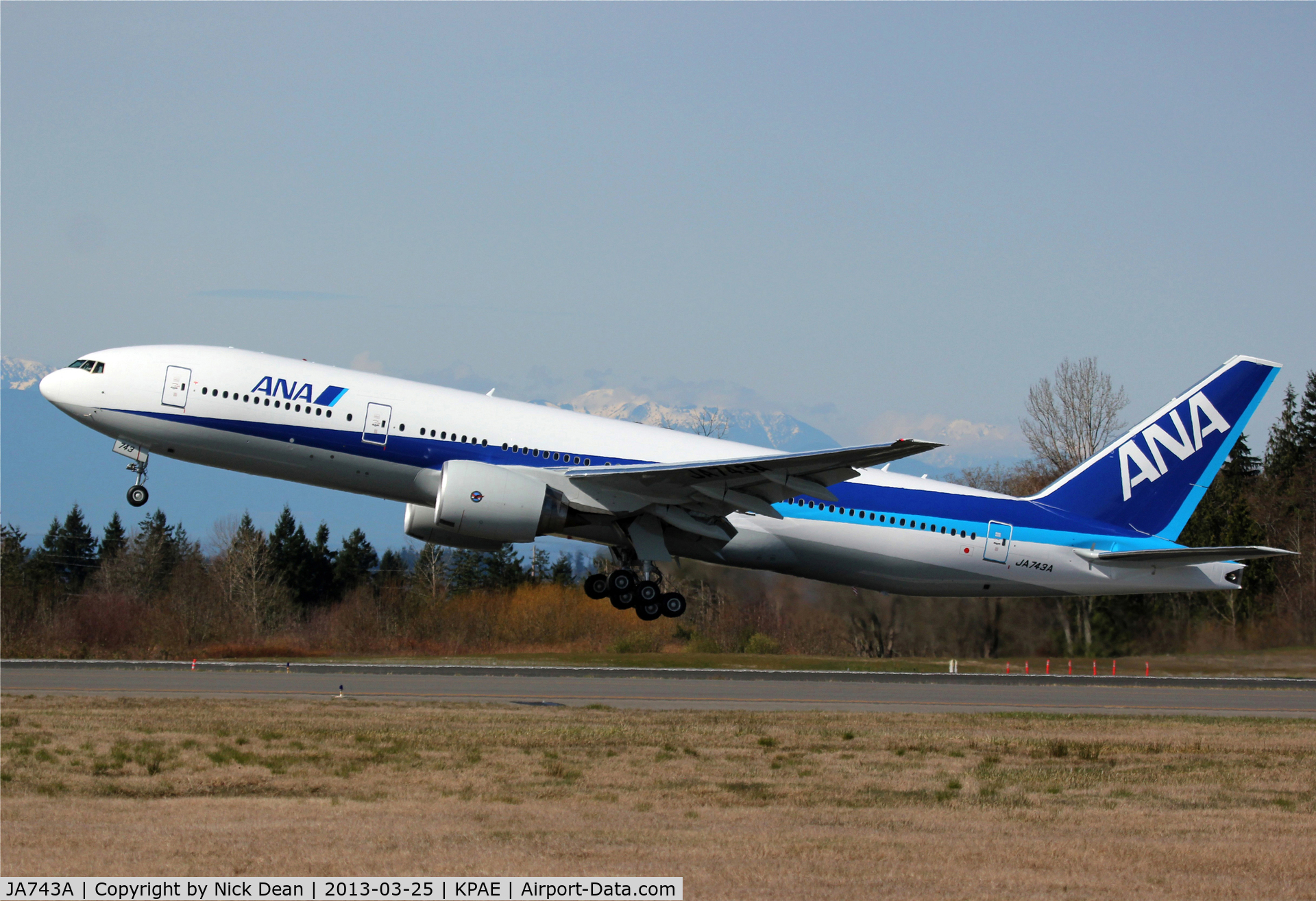 JA743A, 2013 Boeing 777-281/ER C/N 40902, KPAE/PAE