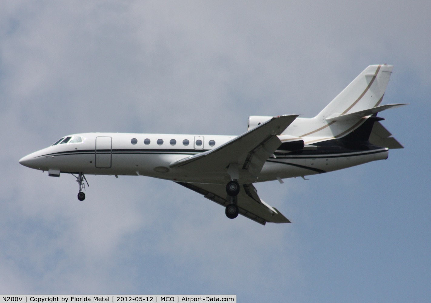 N200V, 1988 Dassault Falcon 50 C/N 174, Falcon 50