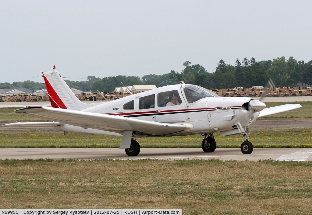 N6995C, 1978 Piper PA-28R-201 Cherokee Arrow III C/N 28R-7837180, AirVenture 2012
