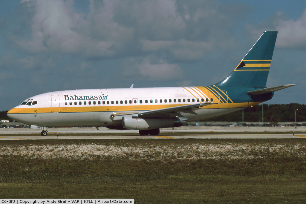 C6-BFJ, 1969 Boeing 737-201 C/N 20211, Bahamasair 737-200