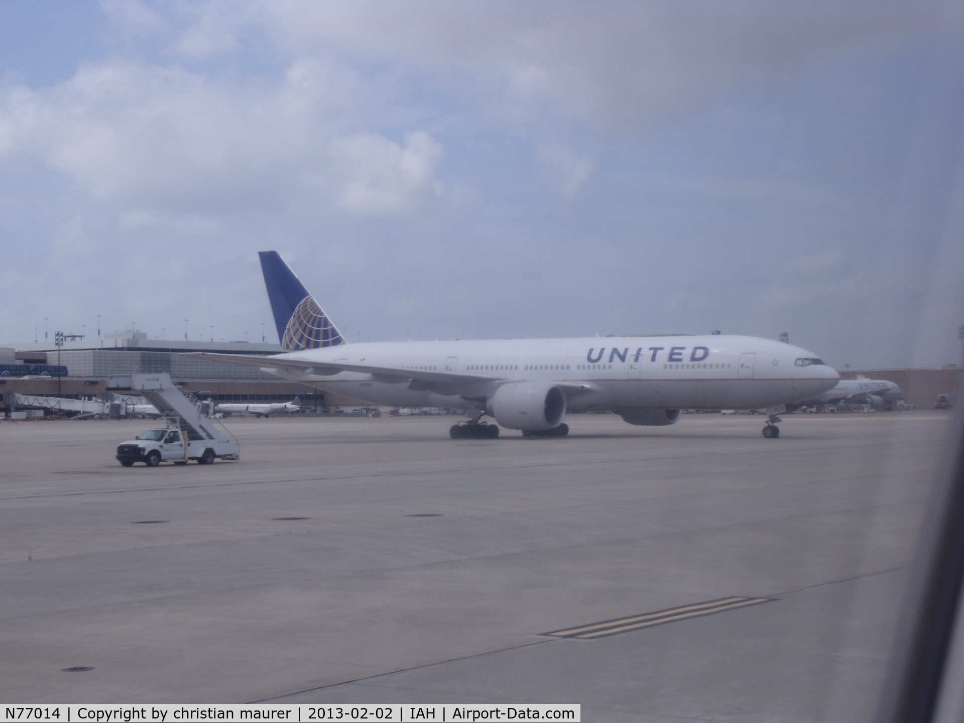 N77014, 1999 Boeing 777-224 C/N 29862, united 777