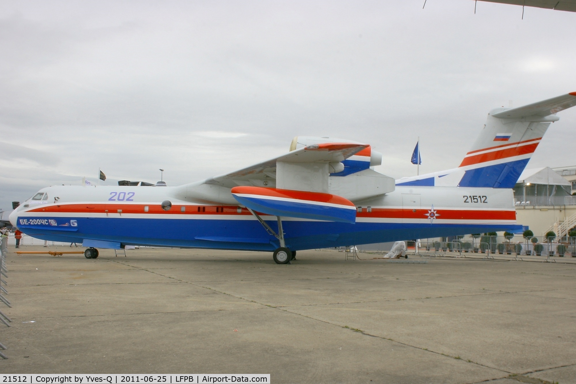 21512, 2002 Beriev Be-200ChS C/N 7682000003, Beriev Be-200Ch, Static display, Paris Le Bourget Airport (LFPB-LBG) Air show 2011