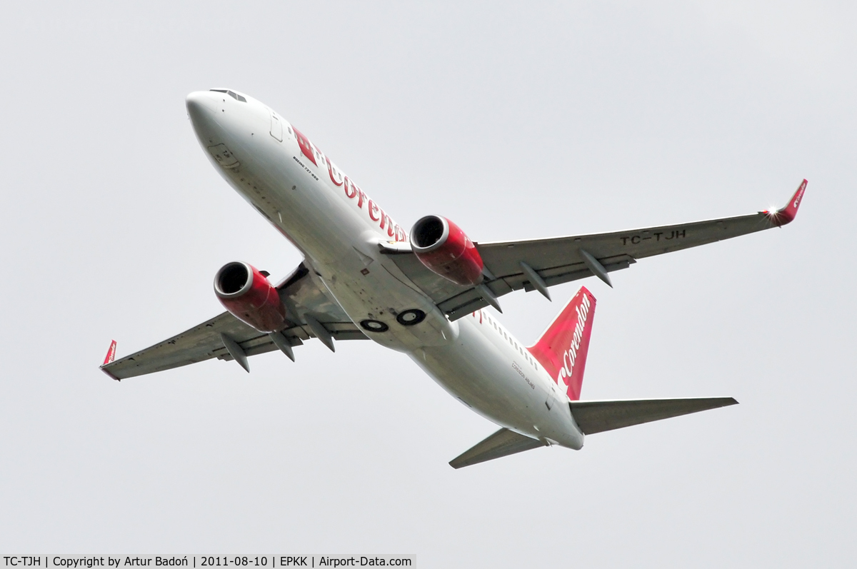 TC-TJH, 1999 Boeing 737-86J C/N 29121, Corendon