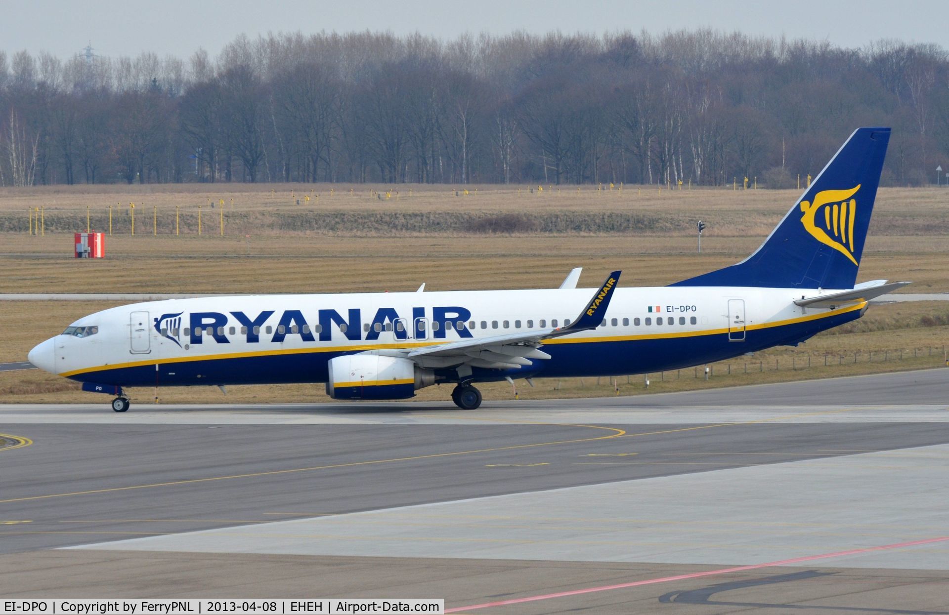 EI-DPO, 2007 Boeing 737-8AS C/N 33612, Ryanair B738 taxiing to runway 04