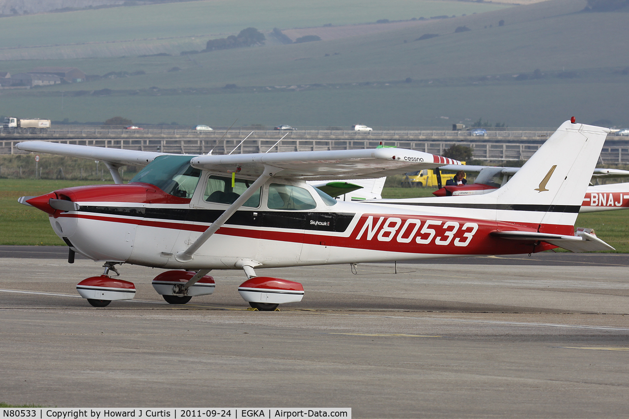 N80533, 1976 Cessna 172M C/N 17266640, Privately owned.