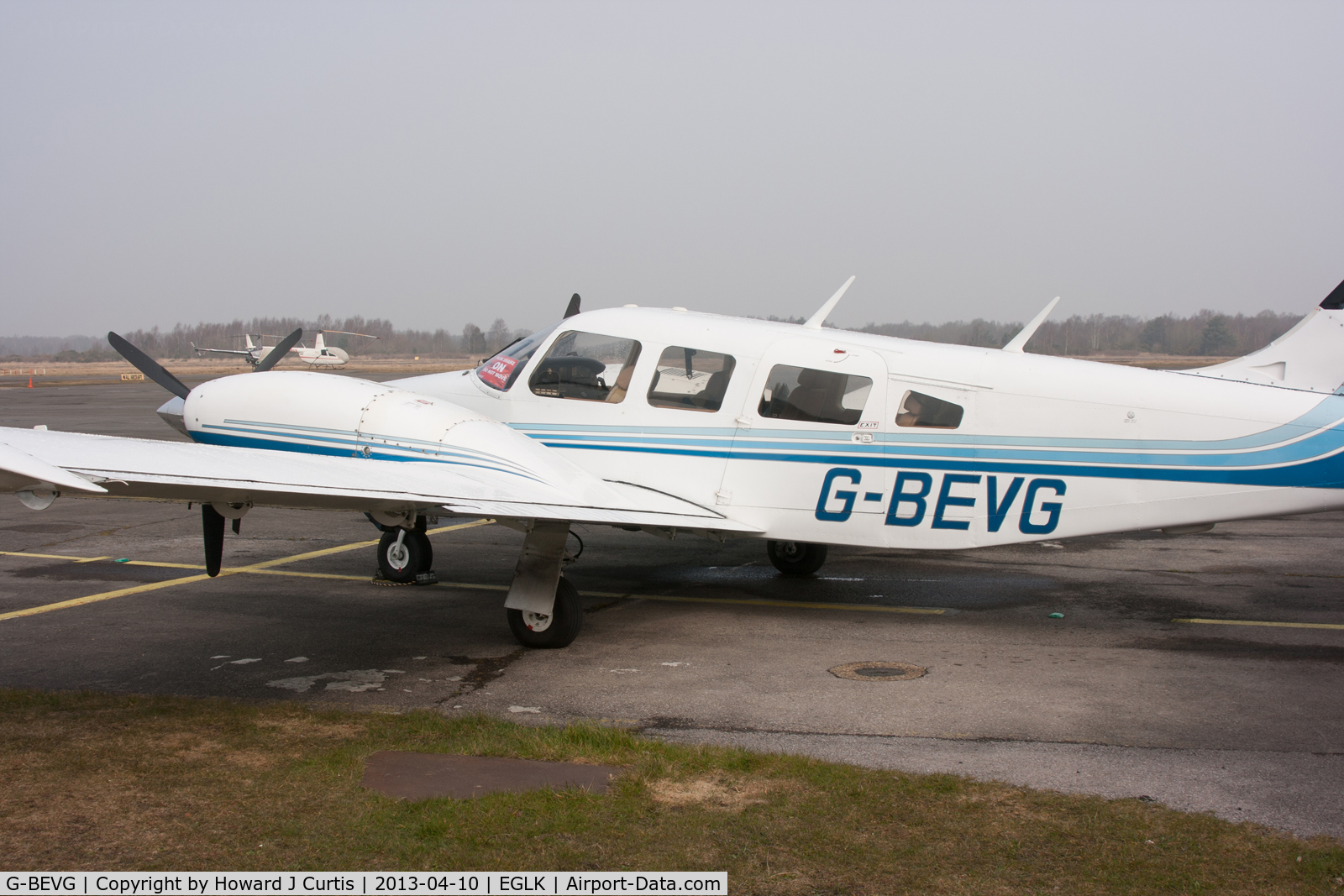 G-BEVG, 1975 Piper PA-34-200T Seneca II C/N 34-7570060, Privately owned.