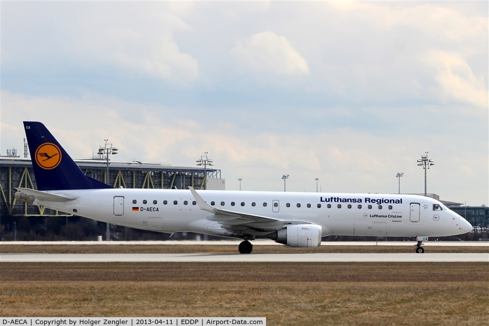 D-AECA, 2009 Embraer 190LR (ERJ-190-100LR) C/N 19000327, FRA shuttle on its way to parking position....