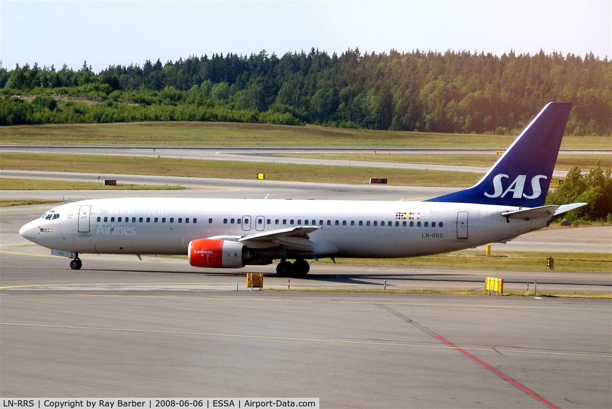 LN-RRS, 2001 Boeing 737-883 C/N 28325, Boeing 737-883 [28325] (SAS Scandinavian Airlines) Arlanda~SE 06/06/2008