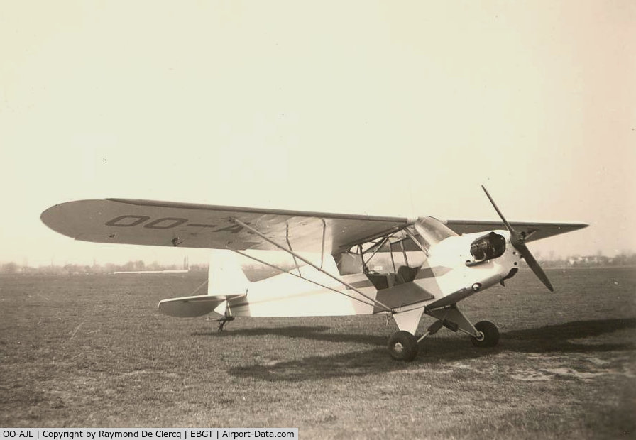 OO-AJL, 1943 Piper L-4H Grasshopper (J3C-65D) C/N 11327, Gent 1965