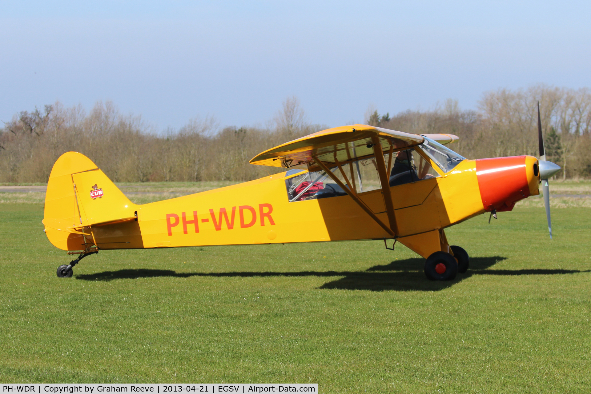 PH-WDR, 1954 Piper L-21B Super Cub (PA-18-135) C/N 18-3852, About to depart.