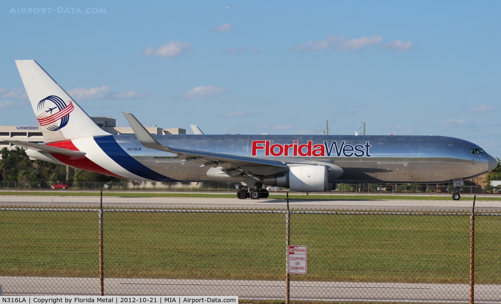 N316LA, 2001 Boeing 767-316F C/N 30842, Florida West 767