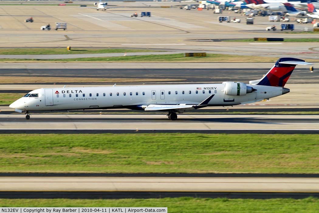 N132EV, 2008 Bombardier CRJ-900ER (CL-600-2D24) C/N 15219, Canadair CRJ-900 [15219] (Delta Connection) Atlanta-Hartsfield~N 11/04/2010