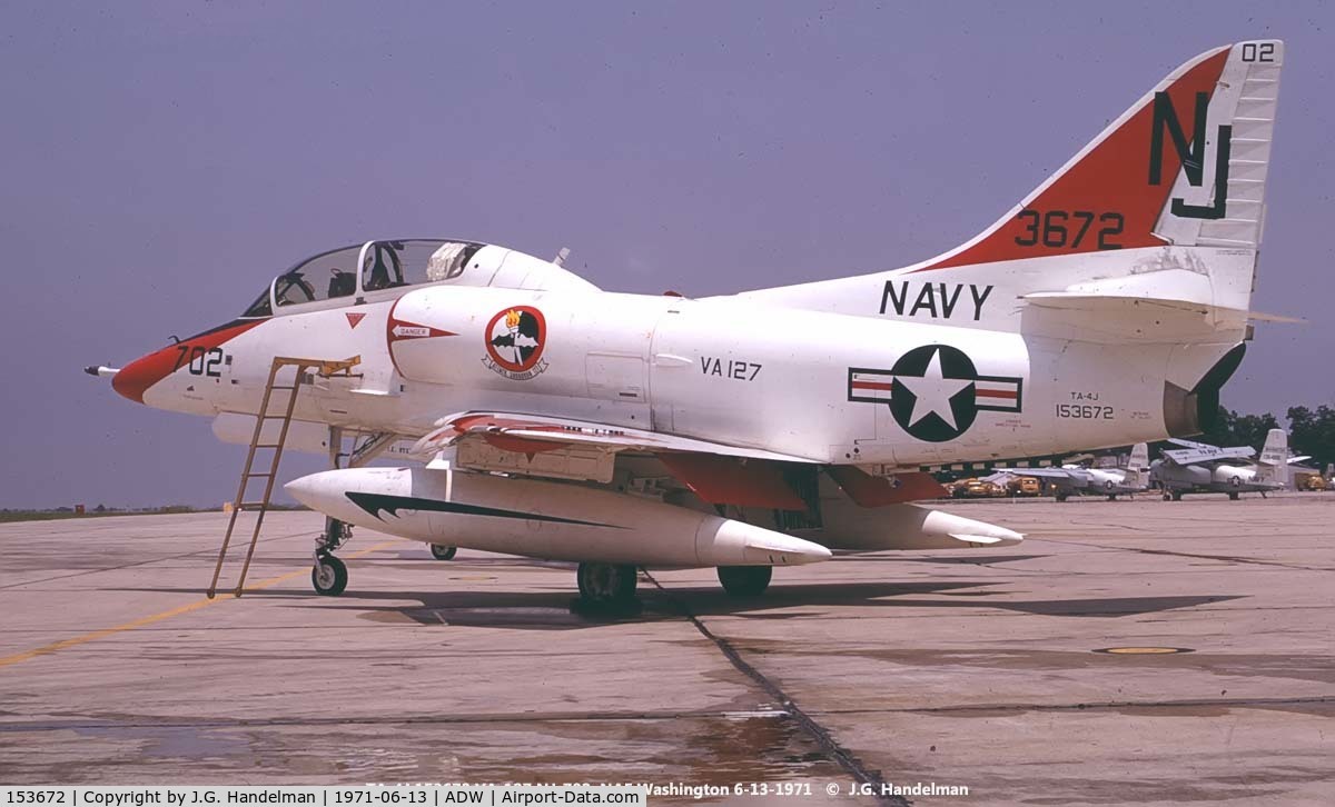 153672, 1966 Douglas TA-4J Skyhawk C/N 13610, At NAF Washington