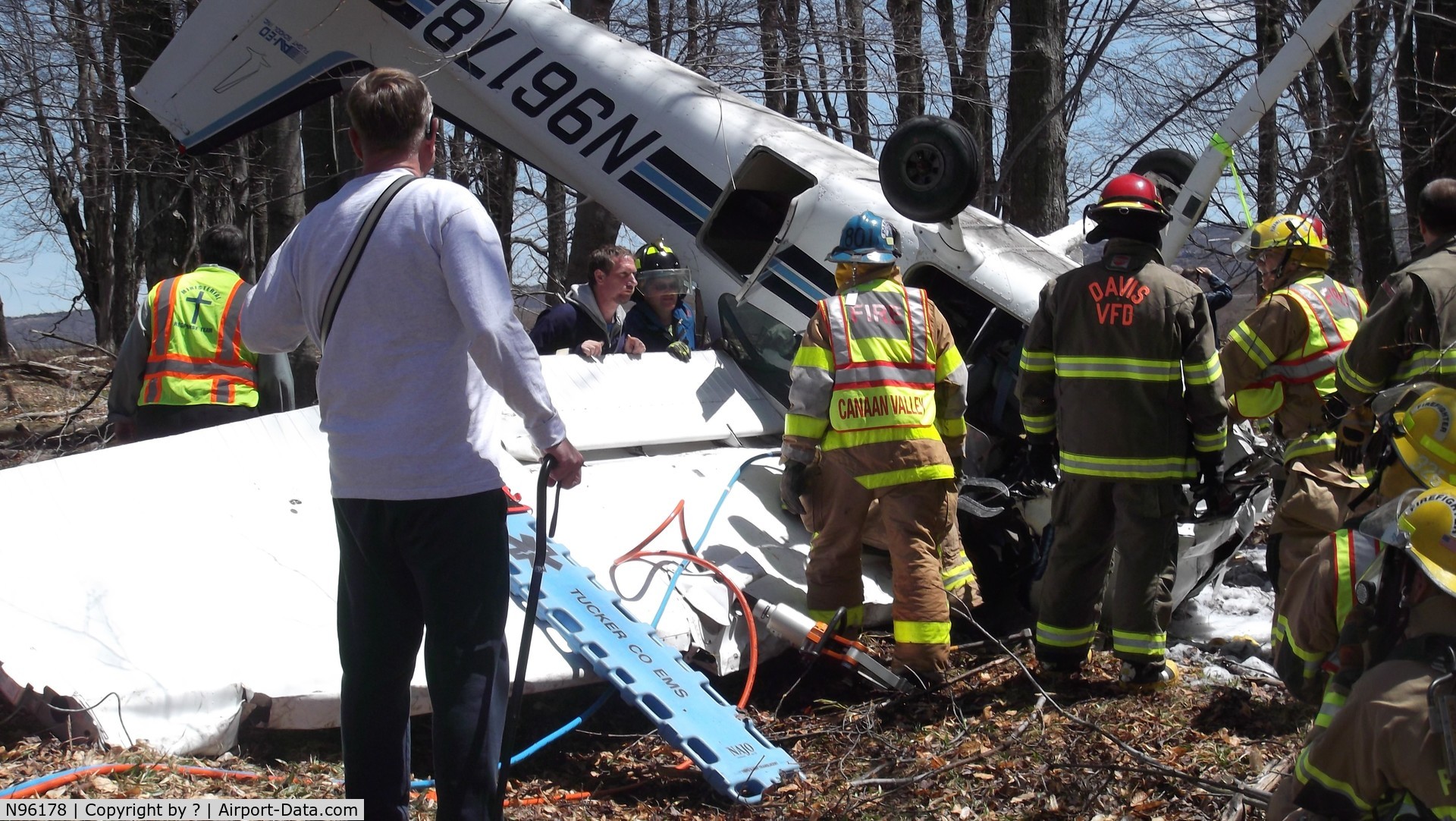 N96178, 1983 Cessna 172P C/N 17276033, Crashed at Windwood Fly-In Resort in Canaan Valley 4/26/2013