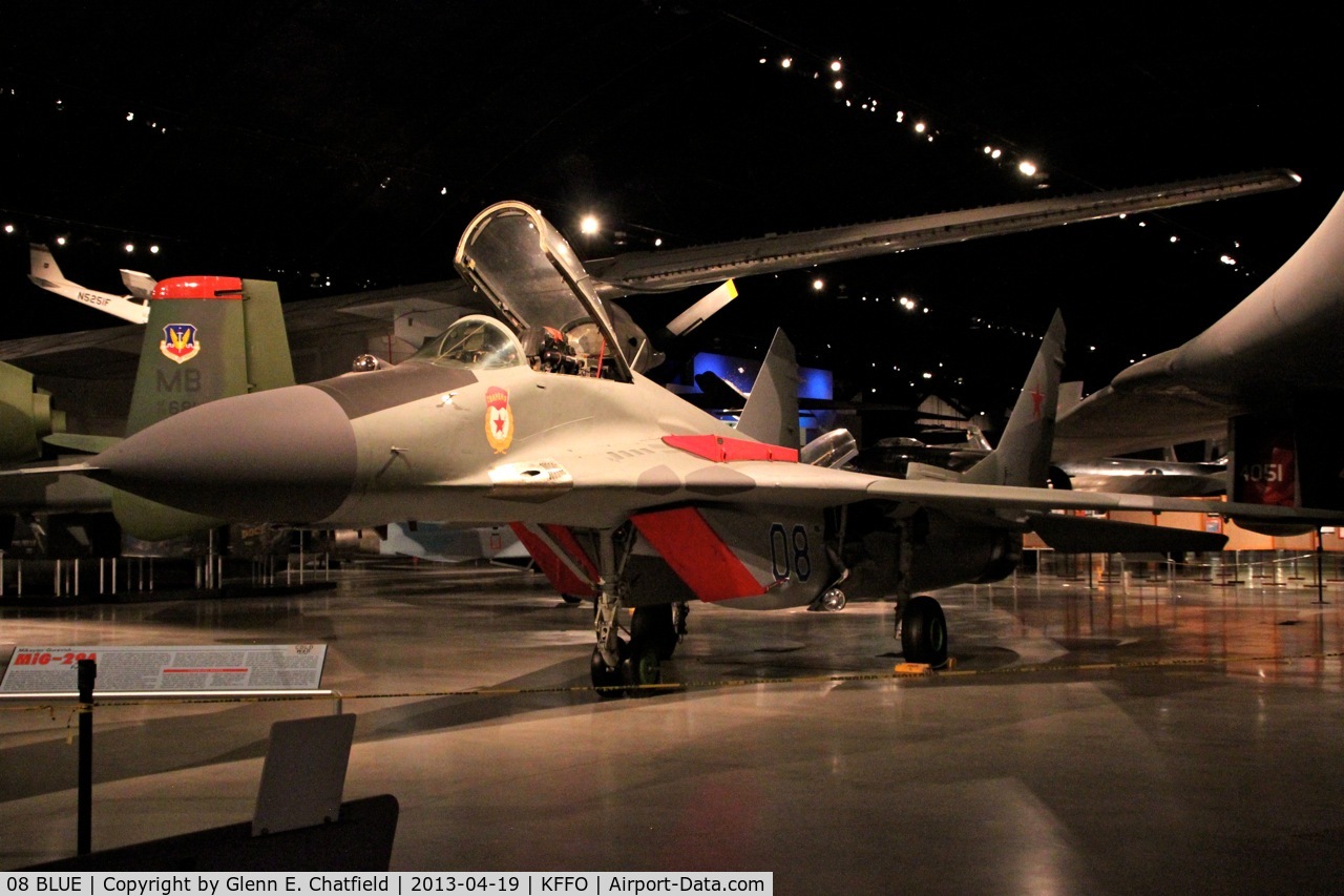 08 BLUE, Mikoyan-Gurevich MiG-29A C/N 2960516761, In Modern Flight gallery