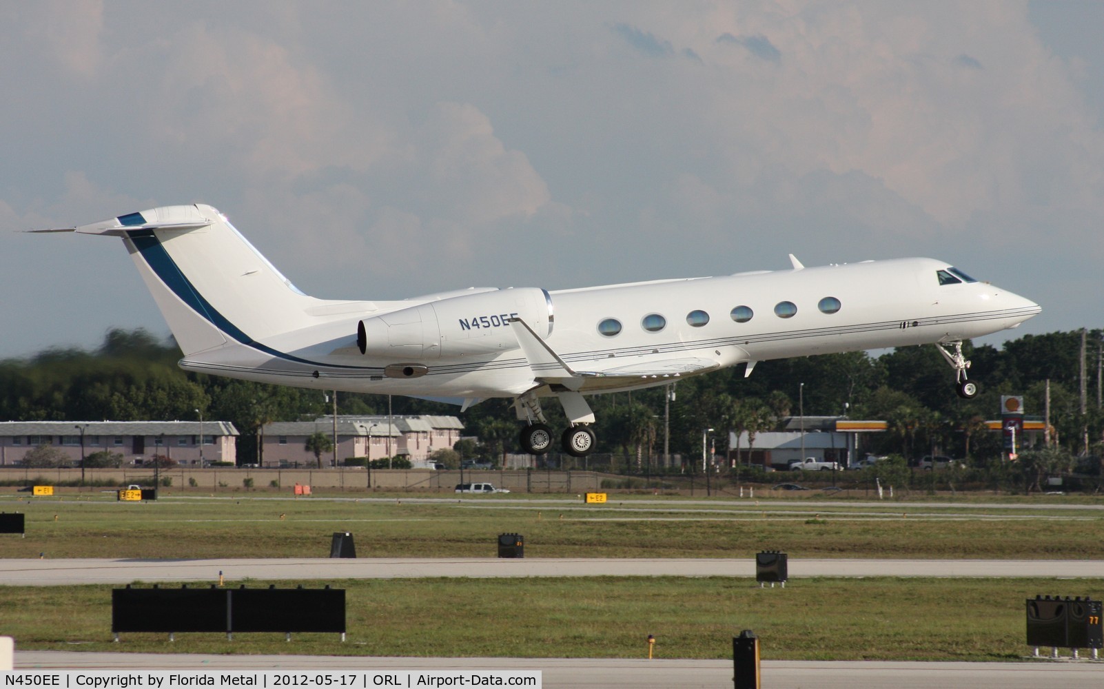 N450EE, Gulfstream Aerospace GIV-X (G450) C/N 4163, Gulfstream 450