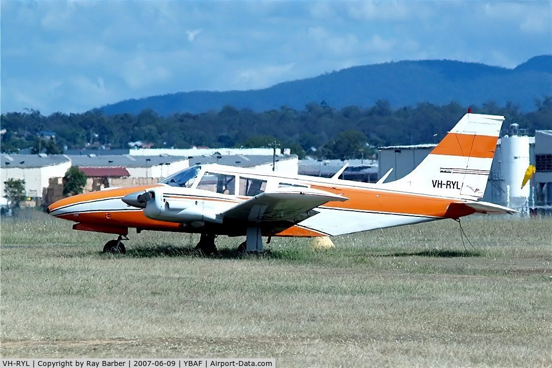 VH-RYL, 1972 Piper PA-34-200 Seneca C/N 34-7250067, Piper PA-34-200 Seneca [34-7250067] Brisbane-Archerfield~VH 18/03/2007